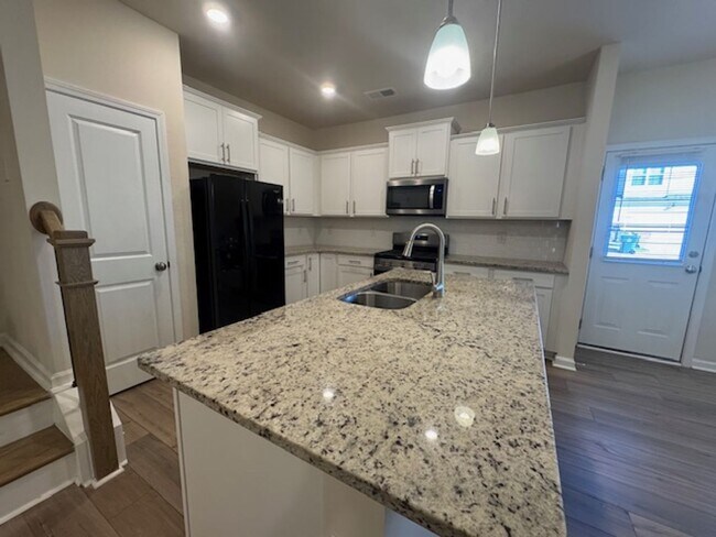 Photo - Exchange at 401