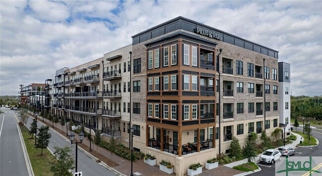 Building Photo - 201 Pilot St Unit E1 Rental