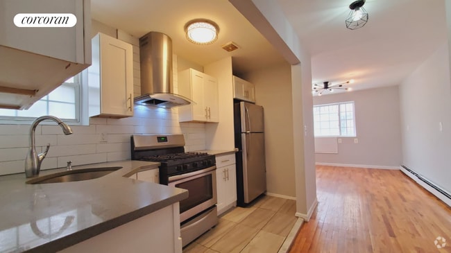 Building Photo - 794 Freeman St Rental