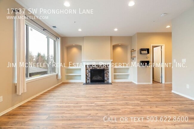 Photo - 17537 SW Pronghorn Ln