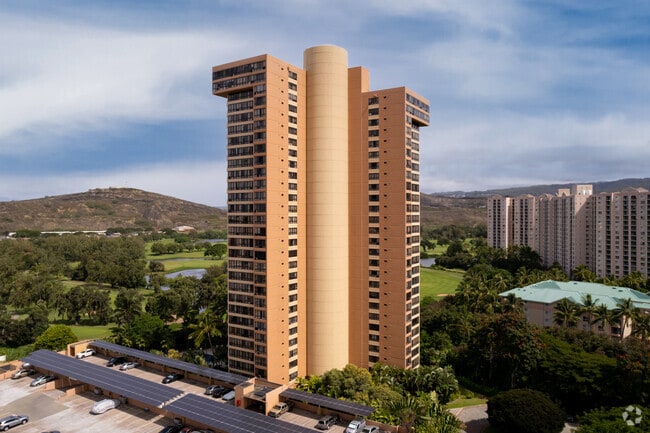 Photo - Plaza Landmark