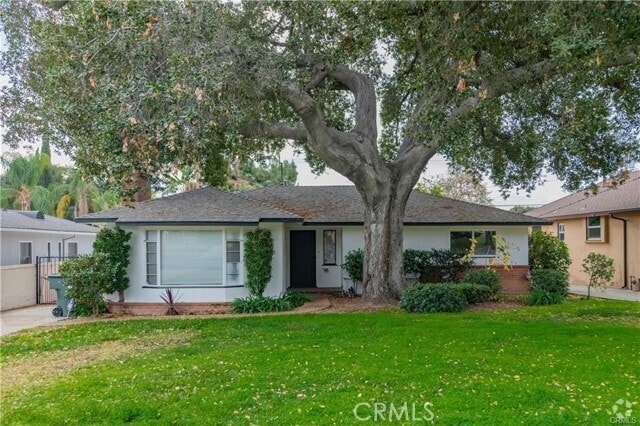 Building Photo - 2500 Las Lunas St Rental