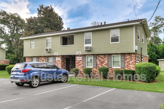 Photo - 325B Verdery Dr