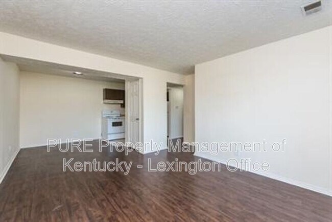 Photo - 352 Redding Rd Unidad #5