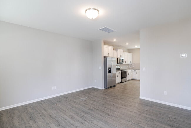 Photo - BEAUTIFUL 3BD/2.5BTH Townhome - MALLARD CREEK