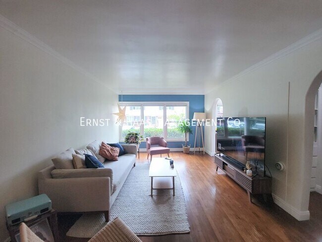 Photo - 1023 E 1st St Unidad #03