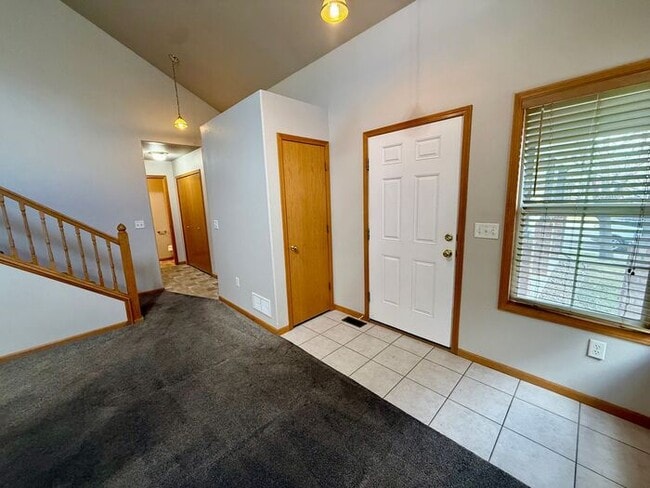 Photo - Large 3 bed 2.5 ba Duplex In West Loveland