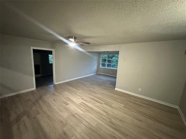 Photo - 2908 Binyon St