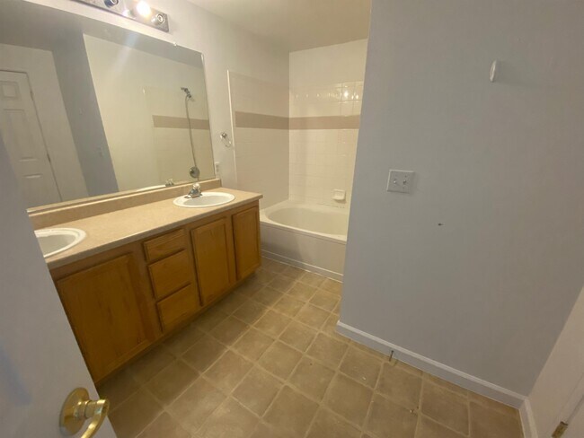 Photo - 7740 S Blackhawk St