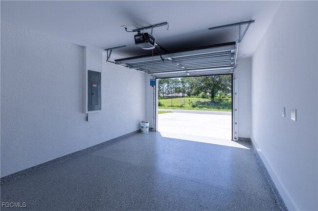 Building Photo - 4800 Nelson Dr