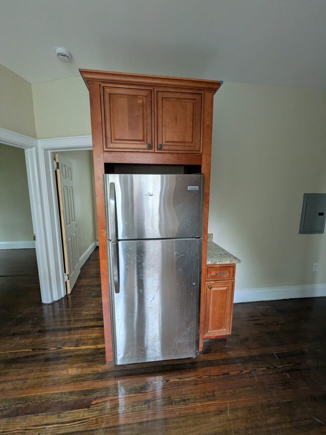 Photo - 150 W 20th St Unit 2