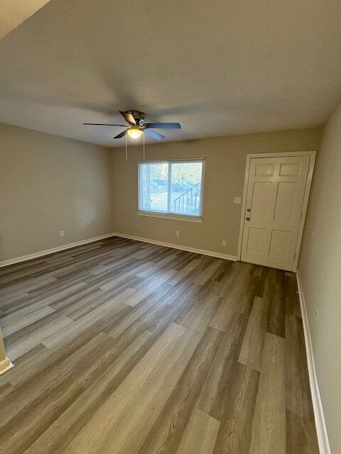 Photo - 904 E 14th St Unidad 2