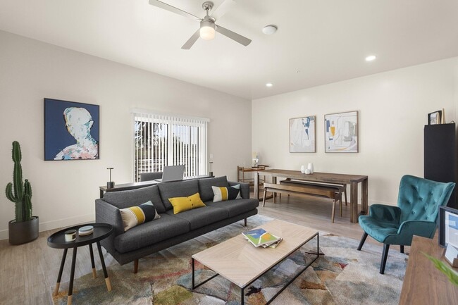 Photo - 2nd Ave Commons