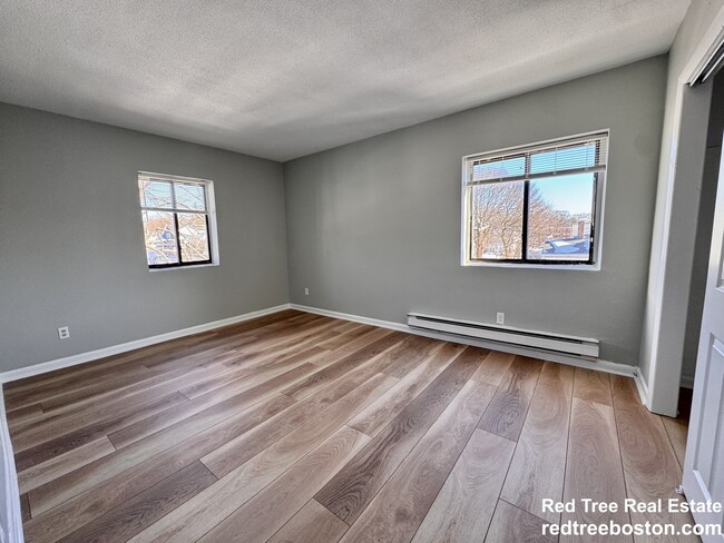 Photo - 837 River St Unit 14