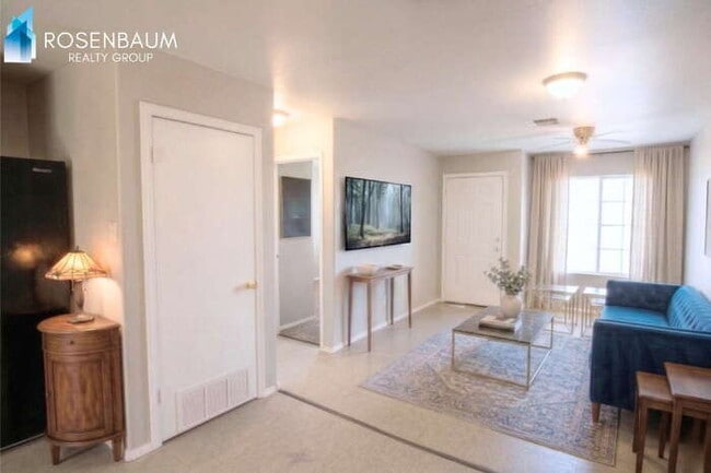 Photo - 8281 W Sandy Ln Unit 3