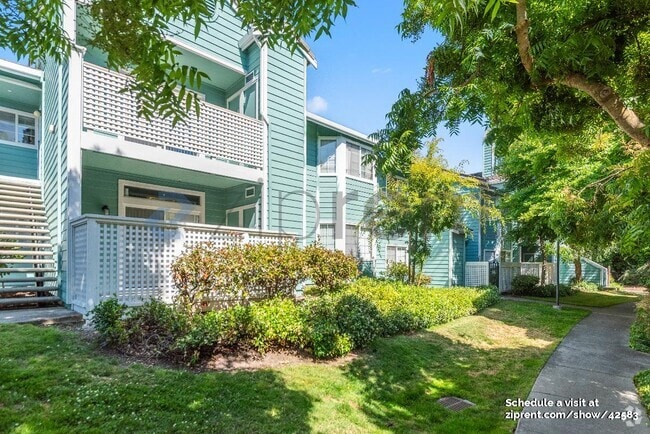 Building Photo - 714 Waterford Pl Rental