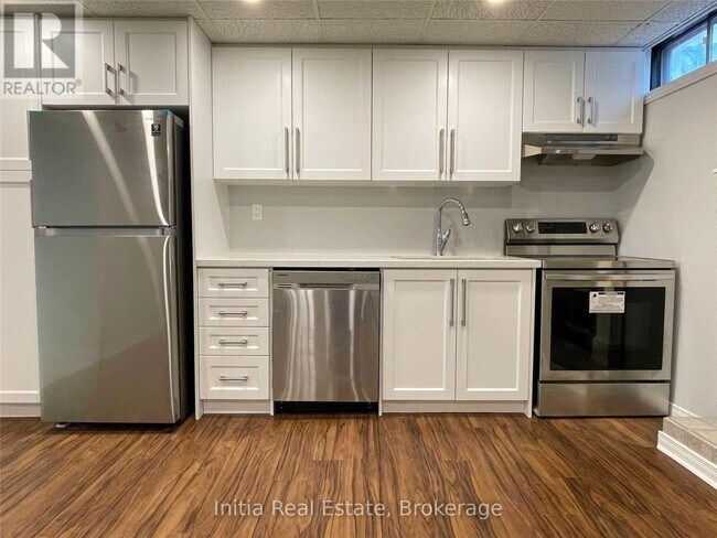Photo - 28 Summerhill Rd
