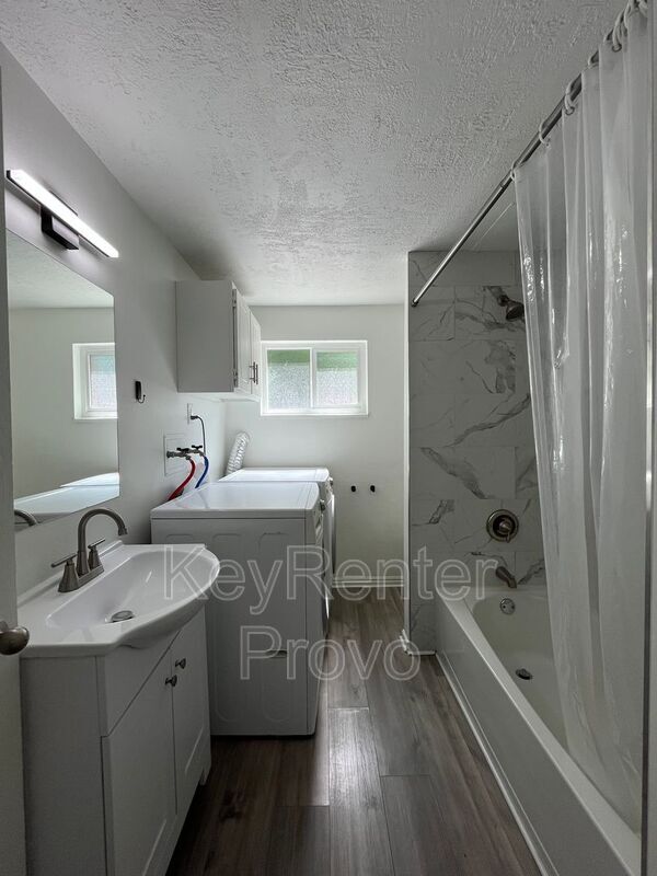 Photo - 670 S 500 E Unit 1