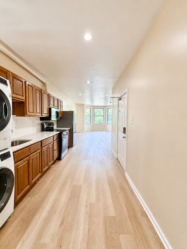 Photo - 2213 N 33rd St Unit 2