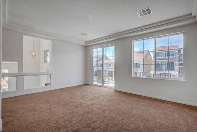 Photo - 9824 Grey Sands St