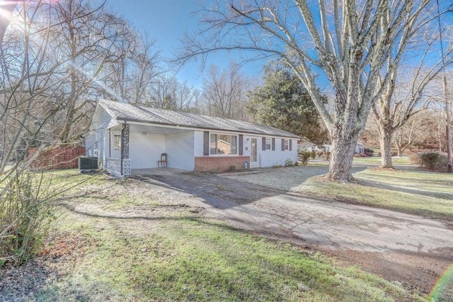 Photo - Adorable Ranch Home