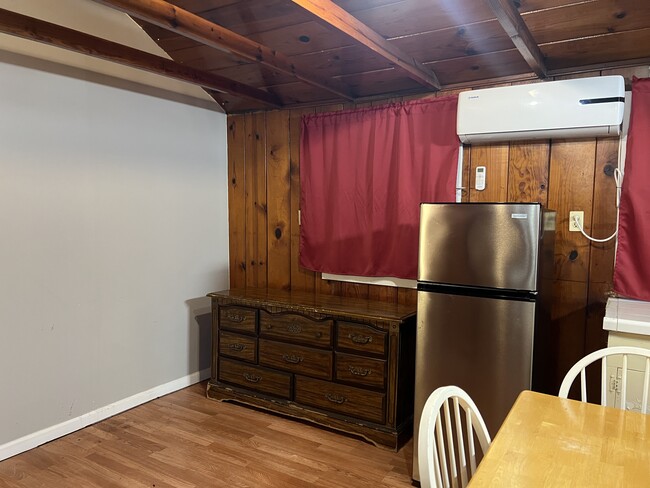 Photo - 19077 Thieme Rd