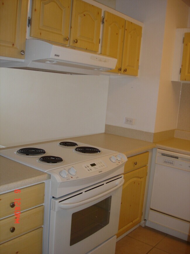 Photo - Partly Furnished 1 Bedroom 1 bath with 1 p...