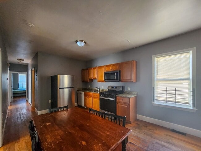 Photo - 12 Fox St Unit 3