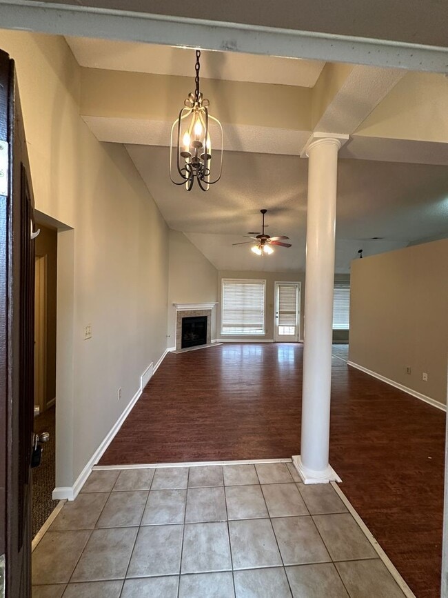 Photo - 3BD/2BA 1,640 sq. ft. Home With Split Floor Plan. Pets Are Welcome With Owner's Approval.