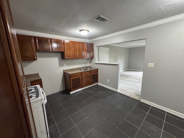 Photo - 7343 Forrestal St