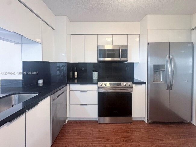 Photo - 5757 Collins Ave Unit 703