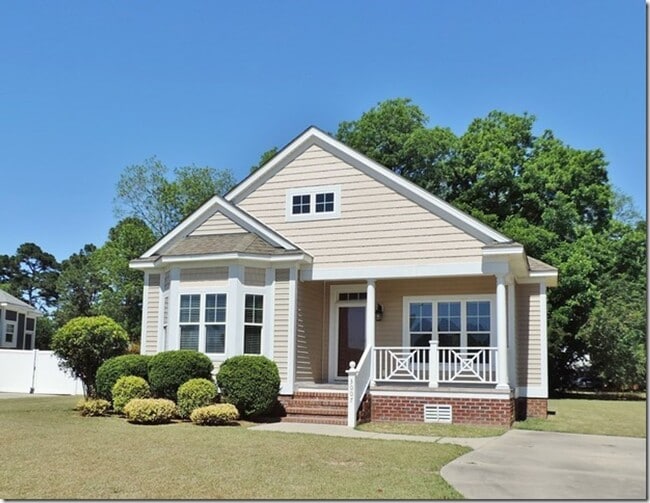 Photo - 3007 Canal Dr NW House