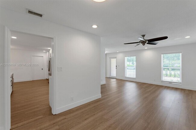 Photo - 6341 NE 22nd Ave