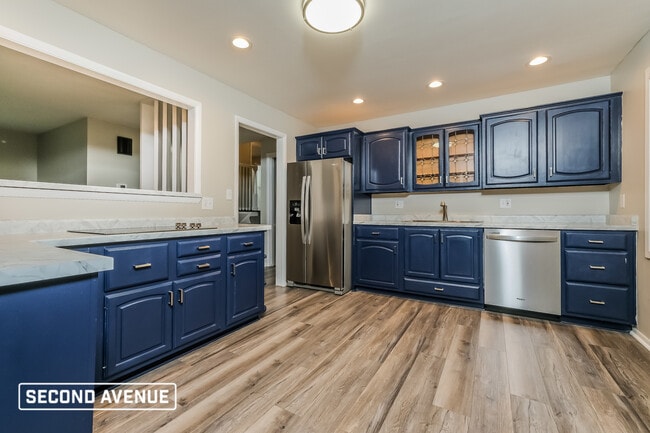 Photo - 6241 N Robinhood Ln