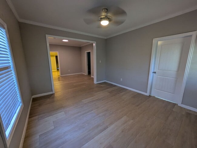 Photo - 614 Euclid St