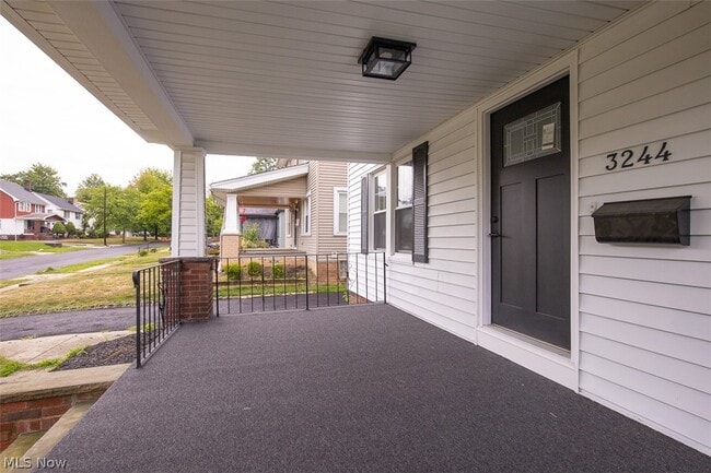 Photo - 3244 Redwood Rd