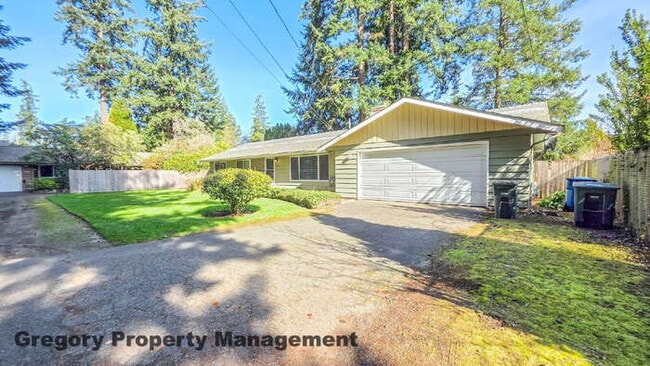 Photo - Edmonds Rambler – Prime Location & large back yard!