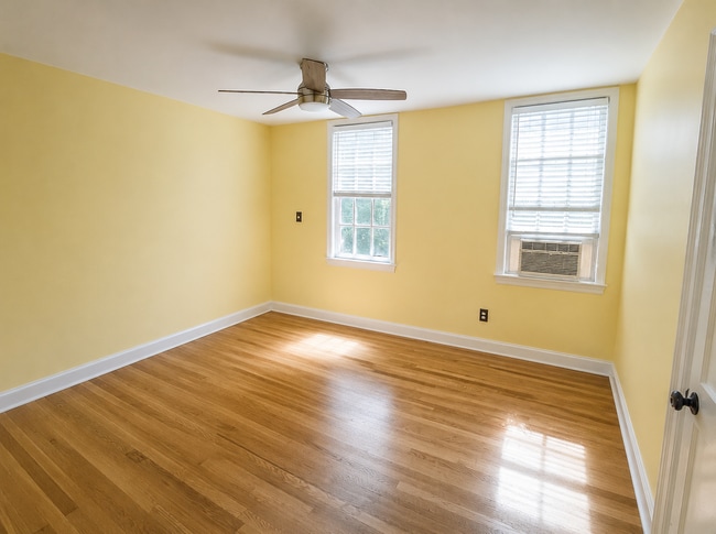 3428 O St NW Unit 1