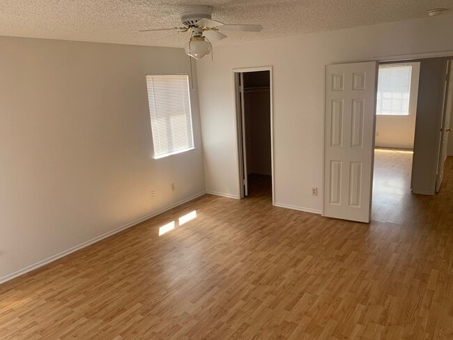 Photo - 22266 Hurons Ave