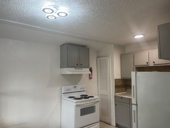 4570 Transport Rd Unidad Transport Rd C