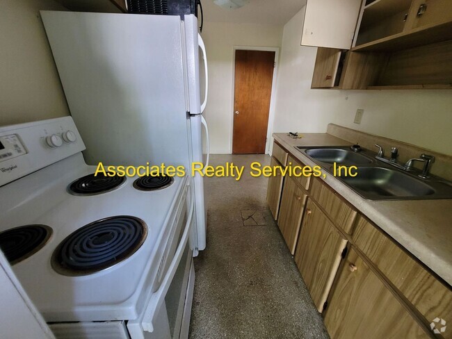 Building Photo - Harms-Glenwood- 851 Unit 851-C Rental