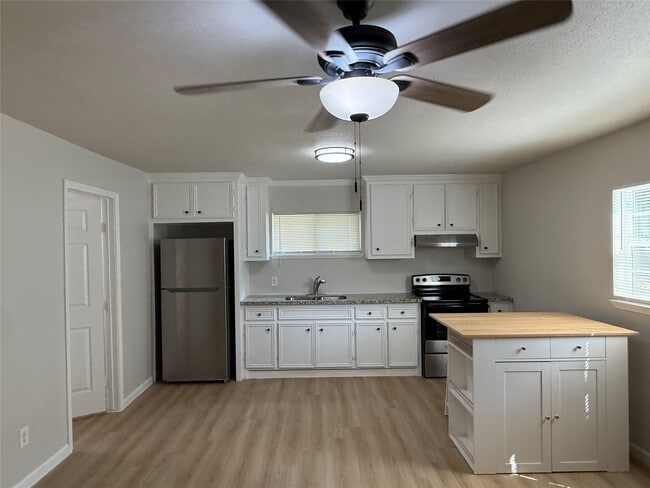 Photo - 7427 Avenue I Unit C