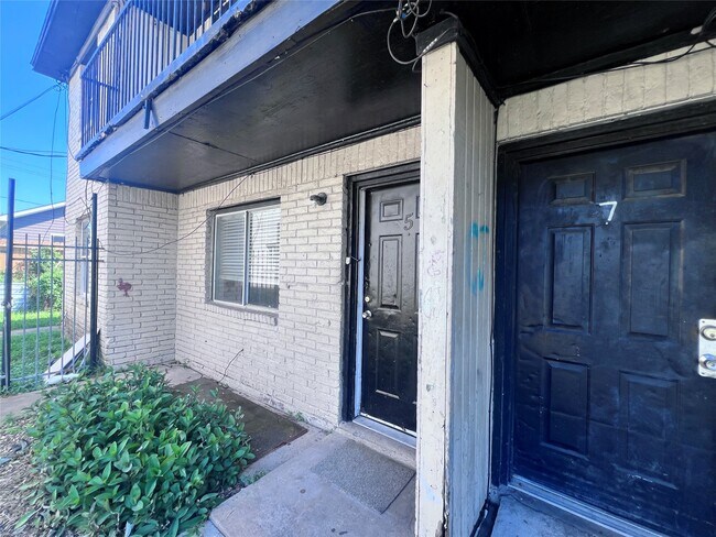 Photo - 6802 Sayers St Unit A few