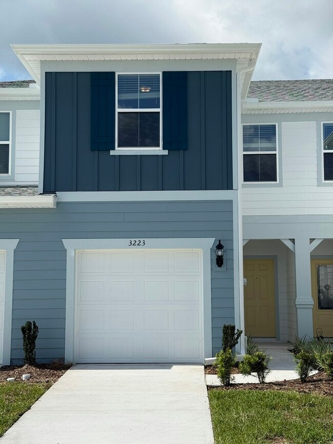 Building Photo - 3223 Canyon Bay Pt