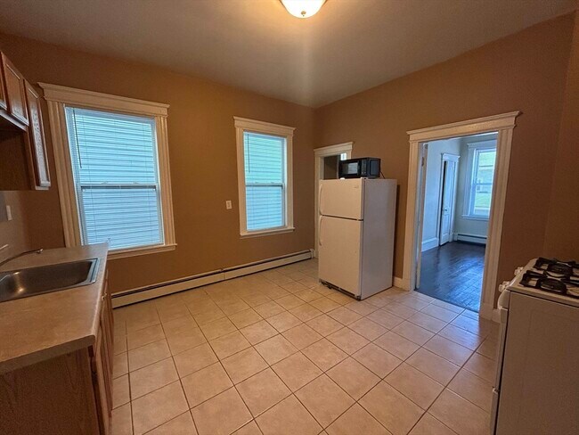 Photo - 279 Broadway Unit 1