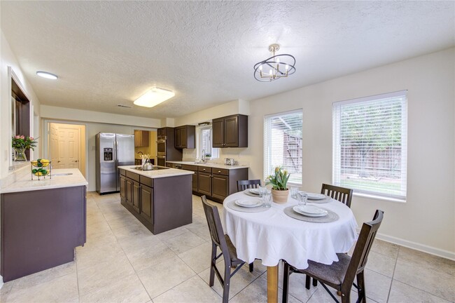 Photo - 15754 Walkwood Dr