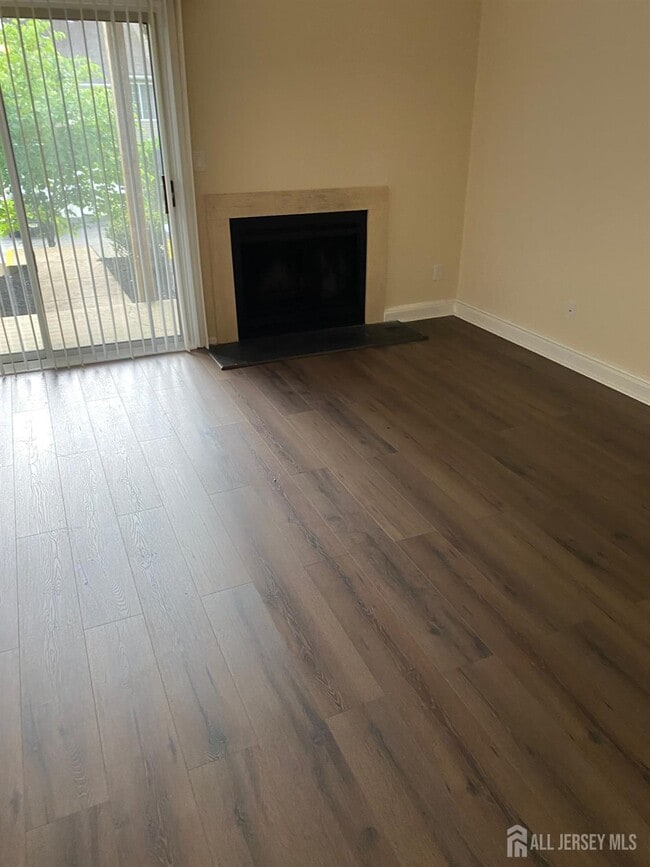 Photo - 5 Brigade Ct