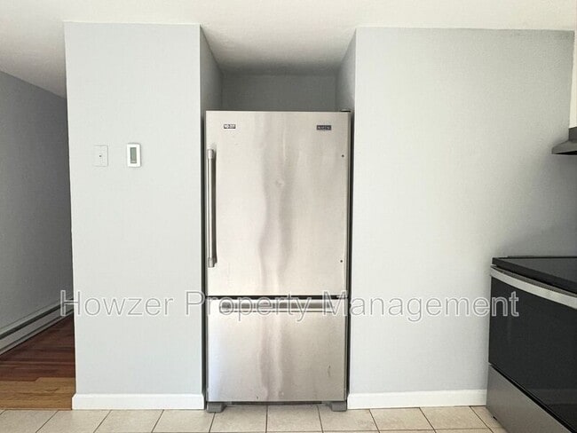 Photo - 10 Pine Grove Ave Unit 3