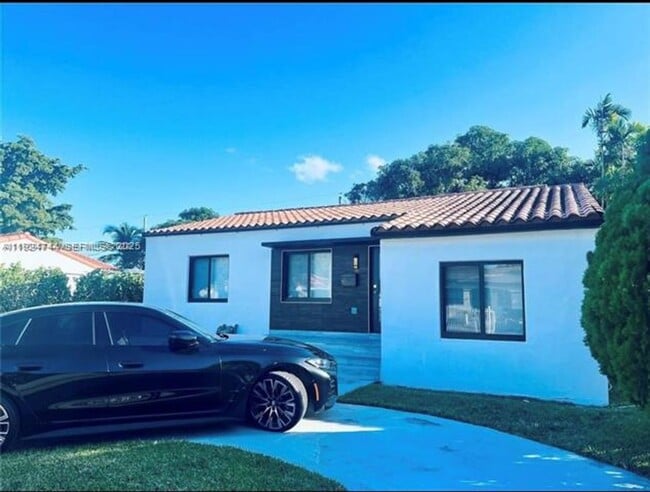 Photo - 3110 SW 19th Ter