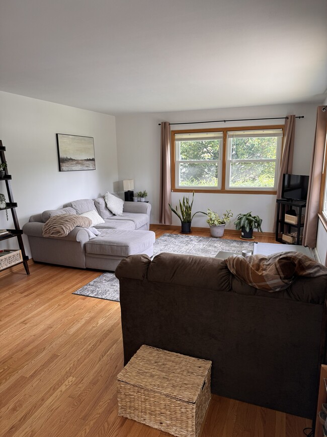 Photo - 5111 Wallace Ave